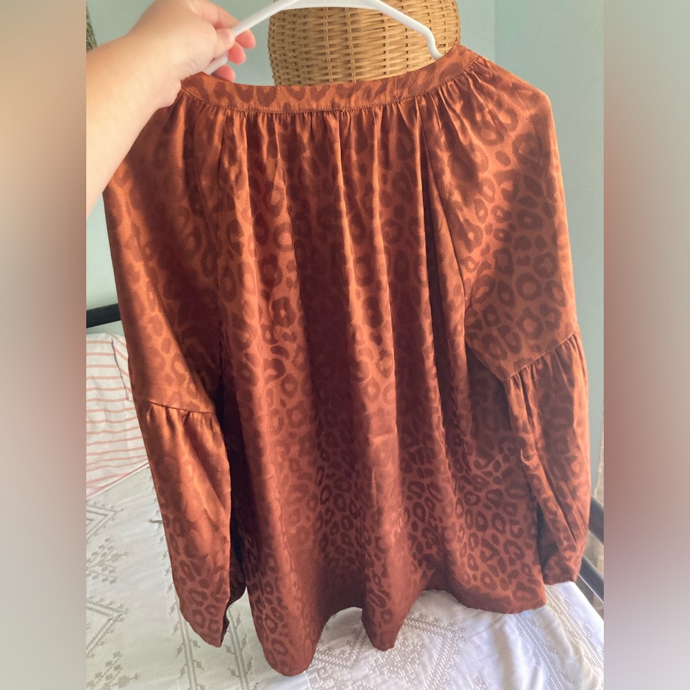 Satin top - Picture 3 of 3